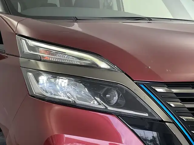日産 セレナ e－パワー HWS V アーバンクロム 新潟県 2021(令3)年 6万km マルーンレッド 2トーン 純正メモリナビ/　フルセグTV/Bluetooth/CD/DVD/プロパイロット/BSM(ブラインドスポットモニター)/衝突被害軽減ブレーキ/レーンキープアシスト/レーダークルーズコントロール/前後コーナーセンサー/両側パワースライドドア/ドライブレコーダー/アラウンドビューモニター/ビルトインETC/オートマチックハイビーム/LEDヘッドライト/横滑り防止装置/オートライト/スマートキー/禁煙車
