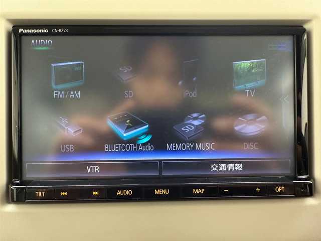 スズキ ラパン X 埼玉県 2017(平29)年 6.6万km フェニックスレッドパール 純正SDナビ/（CD/DVD/SD/Bluetooth/フルセグTV）/・CN-RZ73/バックカメラ/プリクラッシュセーフティー/横滑り防止装置/nanoe/D席シートヒーター/HIDヘッドライト/オートライト/ビルトインETC/純正14インチアルミホイール/純正フロアマット/ドアバイザー/前方ドライブレコーダー/アイドリングストップ/スマートキー
