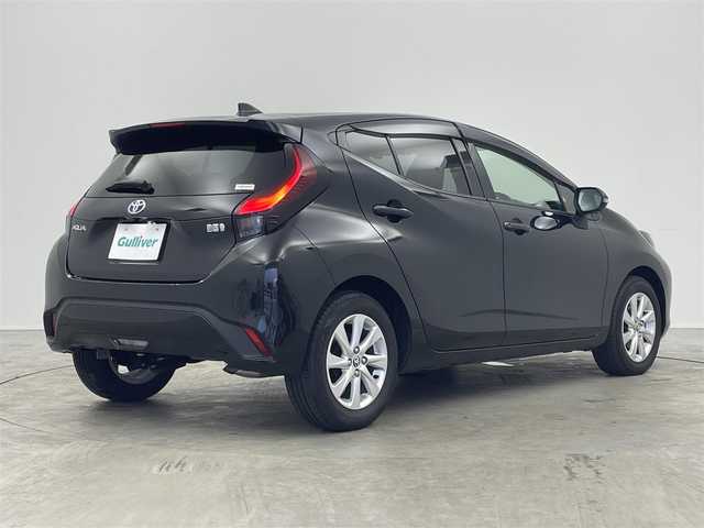 トヨタ アクア Z 埼玉県 2023(令5)年 1.9万km ブラックマイカ 純正10.5インチディスプレイオ＾ディオ/ AM FM BluetoothフルセグTV AppleCarplay/トヨタセーフティセンス/プリクラッシュセーフティ/レーントレーシングアシスト/レーダークルーズコントロール/オートマチックハイビーム/ロードサインアシスト/パノラミックビューモニター/AC100V/クリアランスソナー/純正15インチアルミホイール/オートライト/スマートキー