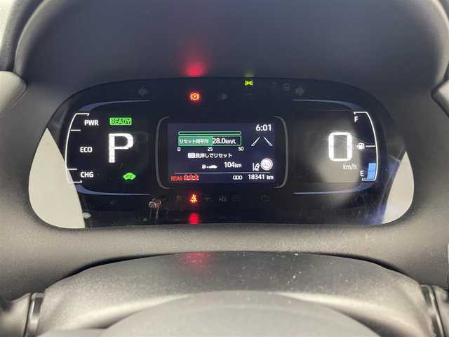 トヨタ アクア Z 埼玉県 2023(令5)年 1.9万km ブラックマイカ 純正10.5インチディスプレイオ＾ディオ/ AM FM BluetoothフルセグTV AppleCarplay/トヨタセーフティセンス/プリクラッシュセーフティ/レーントレーシングアシスト/レーダークルーズコントロール/オートマチックハイビーム/ロードサインアシスト/パノラミックビューモニター/AC100V/クリアランスソナー/純正15インチアルミホイール/オートライト/スマートキー