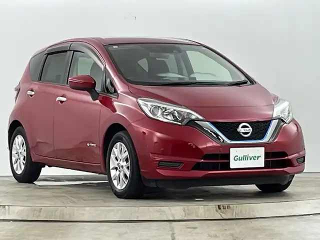 日産 ノート e－パワー X 愛知県 2019(令1)年 5.1万km ガーネットレッド 純正ナビ【MJ119D-W】/（Bluetooth・CD・AUX・フルセグ）/前方ドライブレコーダー/インテリジェントエマージェンシーブレーキ/・車線逸脱防止/・踏み間違い防止アシスト/レーンキープアシスト/横滑り防止/前後コーナーセンサー/ETC/純正15インチアルミホイール/オートライト/純正フロアマット/プッシュスタート