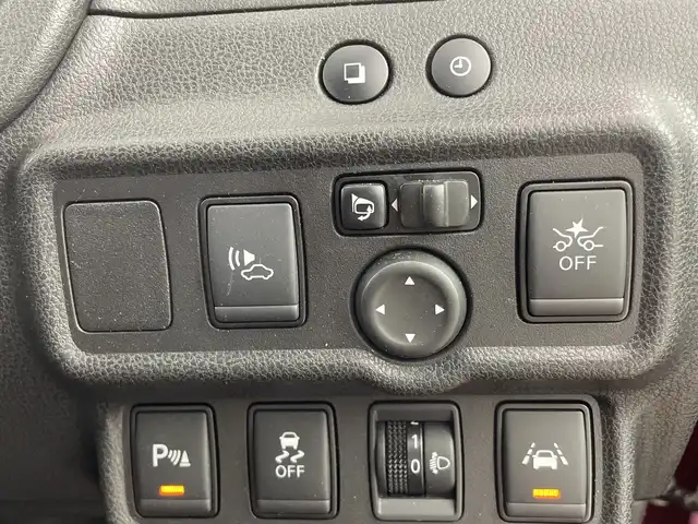 日産 ノート e－パワー X 愛知県 2019(令1)年 5.1万km ガーネットレッド 純正ナビ【MJ119D-W】/（Bluetooth・CD・AUX・フルセグ）/前方ドライブレコーダー/インテリジェントエマージェンシーブレーキ/・車線逸脱防止/・踏み間違い防止アシスト/レーンキープアシスト/横滑り防止/前後コーナーセンサー/ETC/純正15インチアルミホイール/オートライト/純正フロアマット/プッシュスタート