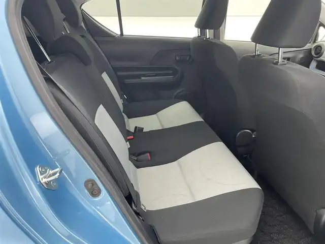 トヨタ アクア S 長崎県 2014(平26)年 8.8万km クールソーダメタリック メモリナビ/CD/DVD/Bluetooth/フルセグテレビ/バックカメラ/ETC/光軸レベライザー/オートライト/純正フロアマット/電動格納ミラー/純正ホイールキャップ/バックカメラ/ドアバイザー/プッシュスタート/ウィンカーミラー
