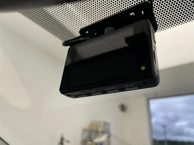 トヨタ アクア S 長崎県 2014(平26)年 8.8万km クールソーダメタリック メモリナビ/CD/DVD/Bluetooth/フルセグテレビ/バックカメラ/ETC/光軸レベライザー/オートライト/純正フロアマット/電動格納ミラー/純正ホイールキャップ/バックカメラ/ドアバイザー/プッシュスタート/ウィンカーミラー