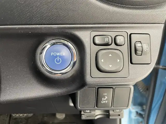 トヨタ アクア S 長崎県 2014(平26)年 8.8万km クールソーダメタリック メモリナビ/CD/DVD/Bluetooth/フルセグテレビ/バックカメラ/ETC/光軸レベライザー/オートライト/純正フロアマット/電動格納ミラー/純正ホイールキャップ/バックカメラ/ドアバイザー/プッシュスタート/ウィンカーミラー