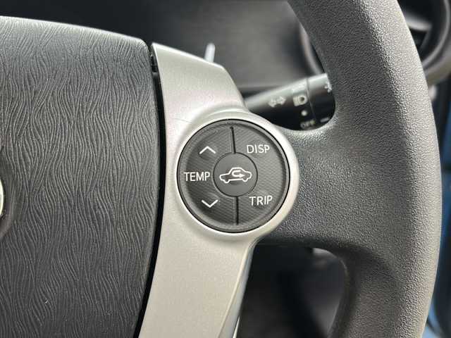 トヨタ アクア S 長崎県 2014(平26)年 8.8万km クールソーダメタリック 純正7インチメモリナビ/CD/DVD/Bluetooth/フルセグテレビ/ミュージックサーバー/バックカメラ/ETC/純正ドラレコ/光軸レベライザー/オートライト/純正フロアマット/電動格納ミラー/純正ホイールキャップ/ドアバイザー/プッシュスタート/ウィンカーミラー/ステアリングリモコン/スマートキー/スペアキー