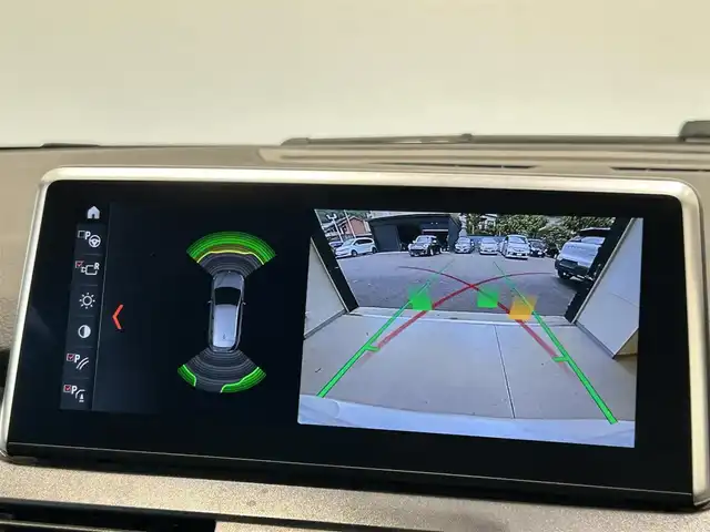 ＢＭＷ ２１８ｄ アクティブツアラー ラグジュアリー 福岡県 2019(令1)年 5.9万km ミネラルホワイト アドバンスドアクティブセーフティＰＫＧ　/コンフォートＰＫＧ　/パーキングサポートＰＫＧ　/アンビエントライト　/純正ナビ　/Ｂｌｕｅｔｏｏｔｈ　/ＡＣＣ　/ＨＵＤ　/前後ドライブレコーダー　/純正１７インチＡＷ
