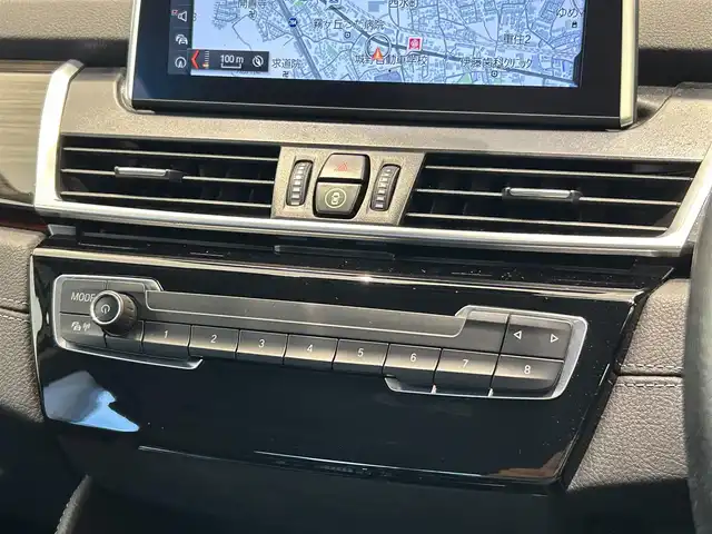ＢＭＷ ２１８ｄ アクティブツアラー ラグジュアリー 福岡県 2019(令1)年 5.9万km ミネラルホワイト アドバンスドアクティブセーフティＰＫＧ　/コンフォートＰＫＧ　/パーキングサポートＰＫＧ　/アンビエントライト　/純正ナビ　/Ｂｌｕｅｔｏｏｔｈ　/ＡＣＣ　/ＨＵＤ　/前後ドライブレコーダー　/純正１７インチＡＷ