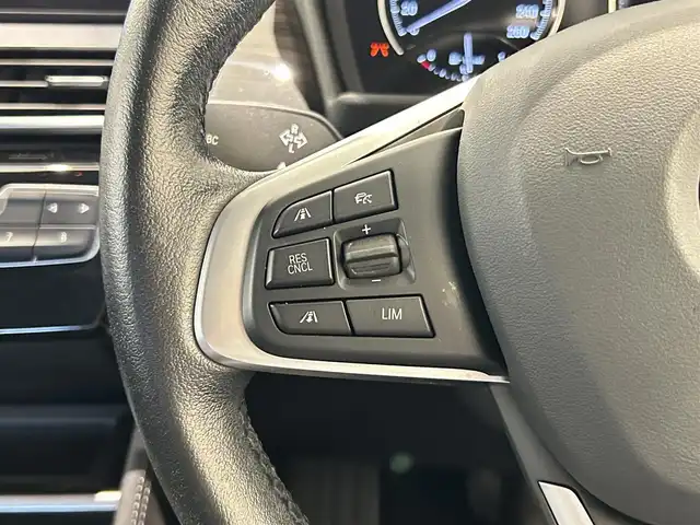 ＢＭＷ ２１８ｄ アクティブツアラー ラグジュアリー 福岡県 2019(令1)年 5.9万km ミネラルホワイト アドバンスドアクティブセーフティＰＫＧ　/コンフォートＰＫＧ　/パーキングサポートＰＫＧ　/アンビエントライト　/純正ナビ　/Ｂｌｕｅｔｏｏｔｈ　/ＡＣＣ　/ＨＵＤ　/前後ドライブレコーダー　/純正１７インチＡＷ