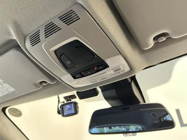 ＢＭＷ ２１８ｄ アクティブツアラー ラグジュアリー 福岡県 2019(令1)年 5.9万km ミネラルホワイト アドバンスドアクティブセーフティＰＫＧ　/コンフォートＰＫＧ　/パーキングサポートＰＫＧ　/アンビエントライト　/純正ナビ　/Ｂｌｕｅｔｏｏｔｈ　/ＡＣＣ　/ＨＵＤ　/前後ドライブレコーダー　/純正１７インチＡＷ