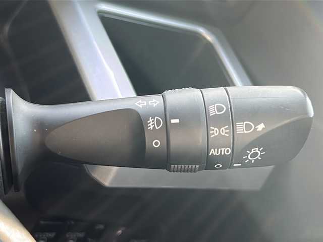 ダイハツ ウェイク L リミテッド SAⅢ 福島県 2021(令3)年 2.8万km シャイニングホワイトパール 4WD ワンオーナー 純正ナビ フルセグTV Bluetooth 全方位カメラ 両側パワースライドドア 衝突軽減ブレーキ ETC オートハイビーム LEDヘッドライト ドライブレコーダー スマートキー フォグランプ