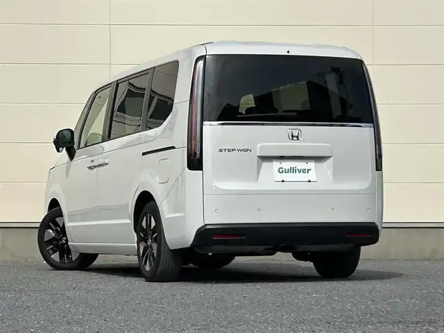 ホンダ ステップワゴン エアー 茨城県 2022(令4)年 4.2万km プラチナホワイトパール 純正ナビ/フルセグTV/Bluetooth接続/バックカメラ/両側パワースライド/クルーズコントロール/クリアランスソナー/前方ドライブレコーダー/ホンダセンシング/ビルトインETC/LEDヘッドライト/Wエアコン/３列シート/カーテンエアバック/純正アルミホイール/純正フロアマット