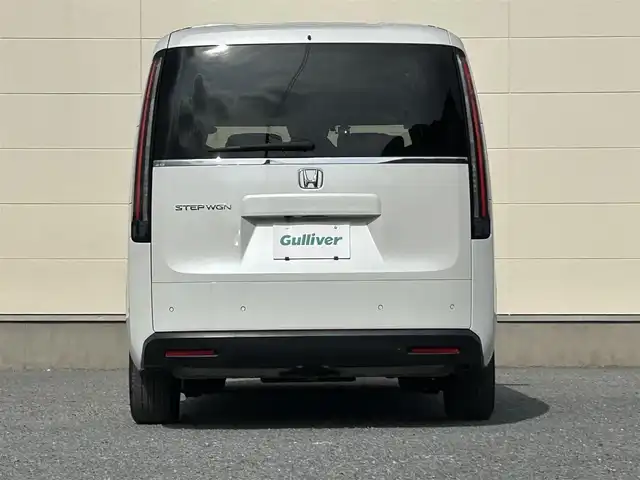 ホンダ ステップワゴン エアー 茨城県 2022(令4)年 4.2万km プラチナホワイトパール 純正ナビ/フルセグTV/Bluetooth接続/バックカメラ/両側パワースライド/クルーズコントロール/クリアランスソナー/前方ドライブレコーダー/ホンダセンシング/ビルトインETC/LEDヘッドライト/Wエアコン/３列シート/カーテンエアバック/純正アルミホイール/純正フロアマット