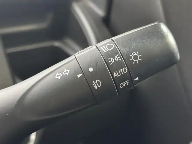 スズキ ソリオ バンディット HV MV 大阪府 2017(平29)年 5.2万km プレミアムシルバーメタリック 純正8incナビTV 後席モニター ETC シートヒーター 衝突軽減 クルコン レーンアシスト スマートキー Pスタート アイドリングストップ オートエアコン ドラレコ