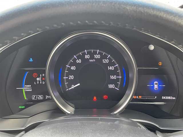 ホンダ フィット ハイブリット S ホンダセンシング 滋賀県 2018(平30)年 4.3万km ルージュアメジストM 純正ディスプレイオーディオ/CD.ワンセグ/バックカメラ/ホンダセンシング/●衝突軽減ブレーキ〈CMBS〉/●誤発進抑制機能/●歩行者事故低減ステアリング/●路外逸脱抑制機能/●ACC〈アダプティブ・クルーズ・コントロール〉/●LKAS〈車線維持支援システム〉/●先行車発進お知らせ機能/●標識認識機能/ステアリングスイッチ/パドルシフト/前後ドライブレコーダー/ビルトインETC/LEDヘッドライト/オートライト/スマートキー/スペアキー