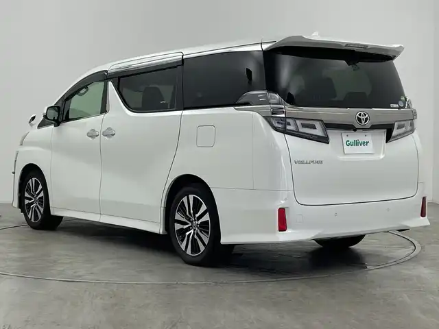 トヨタ ヴェルファイア Z Gエディション 群馬県 2019(平31)年 5.7万km ホワイトパールクリスタルシャイン 純正１０．５型ナビ　純正１２．１型後席モニター　デジタルインナーミラー　アダプティブクルーズコントロール　レーンキープアシスト　衝突被害軽減ブレーキ　ブラインドスポットモニター　ＥＴＣ　ＬＥＤ　禁煙車
