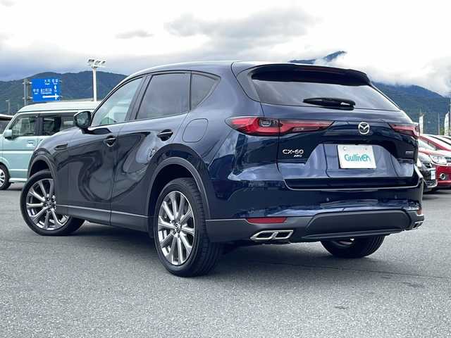 マツダ ＣＸ－６０ XD Lパッケージ 山梨県 2023(令5)年 0.8万km ディープクリスタルブルーマイカ ４WD/衝突軽減ブレーキ/純正12.3インチSDナビ/アップルカープレイ/アンドロイドオート対応/フルセグテレビ/Bluetooth/アイドリングストップ/レーダークルーズコントロール/全方位カメラ/プッシュスタート/パワーバックドア/ETC/純正LEDヘッドライト/前席本革パワーシート（メモリ付き）/シートヒーター/ステアリングヒーター/純正アルミホイール/HDMI端子/BOSEスピーカー