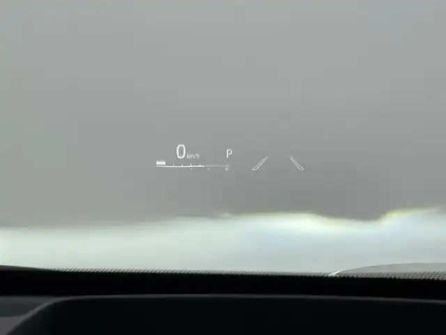 トヨタ ヤリスクロス ハイブリッド Z 愛知県 2020(令2)年 5.9万km ホワイトパールクリスタルシャイン 純正８型ＤＡナビ　全方位カメラ　ＨＵＤ　ＢＳＭ　フルセグＴＶ　電動リヤゲート　前後ドラレコ　ＥＴＣ　セーフティセンス　衝突軽減　追従クルコン　ＬＥＤオートライト　禁煙車　ＡＣ１００Ｖ　シートヒーター ミラキャスト　