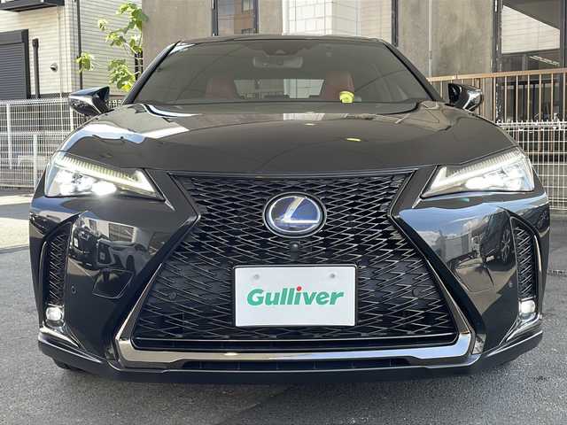 レクサス ＵＸ 250h Fスポーツ 京都府 2019(平31)年 8.9万km グラファイトブラックガラスフレーク 10.3インチ純正SDナビ /フルセグTV/Bluetooth/CD/DVD再生機能/AUX/Miracast/赤本革 /メモリーパワーシート /シートヒーター/エアシート/ステアリングヒーター/サンルーフ /TDRマフラー/アラウンドビューモニター /パドルシフト/BSM /クルコン追従有/レーンキープアシスト/前後コーナーセンサー /3眼LEDヘッドライト  /フロントフォグランプ/オートライト/オートマチックハイビーム/ハンズフリーパワーバックドア/Wサイドエアバッグ/カーテンエアバッグ