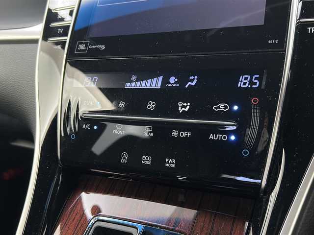 トヨタ ハリアー プレミアム 宮城県 2015(平27)年 7.5万km ホワイトパールクリスタルシャイン 禁煙車/JBLサウンドスピーカー/トヨタセーフティセンス/・プリクラッシュセーフティ/・レーンキープアシスト/・オートハイビーム/純正メーカーOPナビ/・CD.DVD.SD.BT.USB/フルセグTV/バックモニター/クルーズコントロール/ハーフレザーシート/・D席パワーシート/電動リアゲート/ウッドコンビステアリングホイール/ステアリングスイッチ/ビルトインETC/LEDヘッドライト/LEDフォグランプ/プッシュスタート/スマートキー/横滑り防止装置/純正18インチアルミホイール/純正フロアマット