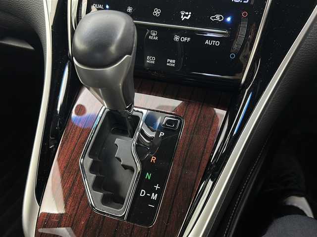トヨタ ハリアー プレミアム 宮城県 2015(平27)年 7.5万km ホワイトパールクリスタルシャイン 禁煙車/JBLサウンドスピーカー/トヨタセーフティセンス/・プリクラッシュセーフティ/・レーンキープアシスト/・オートハイビーム/純正メーカーOPナビ/・CD.DVD.SD.BT.USB/フルセグTV/バックモニター/クルーズコントロール/ハーフレザーシート/・D席パワーシート/電動リアゲート/ウッドコンビステアリングホイール/ステアリングスイッチ/ビルトインETC/LEDヘッドライト/LEDフォグランプ/プッシュスタート/スマートキー/横滑り防止装置/純正18インチアルミホイール/純正フロアマット