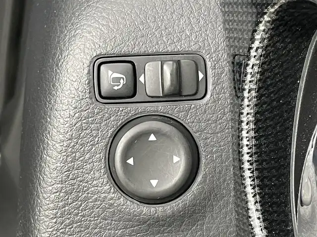 日産 エクストレイル 20X エマージェンシーブレーキ 岡山県 2015(平27)年 6.7万km ダイヤモンドブラック パノラミックガラスルーフ/純正SDナビ　QY73-91ND/地デジ/Bluetooth/CD/DVD/AUX/アラウンドビューモニター/ルーフレール/パーキングアシスト /LEDヘッドライト/カプロンシート/シートヒーター/4WD/前後ドラレコ /ビルトインETC/純正17インチアルミホイール/プッシュスタート /スマートキー /ステアリングスイッチ/フォグランプ/アイドリングストップ