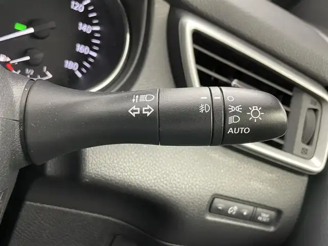日産 エクストレイル 20X エマージェンシーブレーキ 岡山県 2015(平27)年 6.7万km ダイヤモンドブラック パノラミックガラスルーフ/純正SDナビ　QY73-91ND/地デジ/Bluetooth/CD/DVD/AUX/アラウンドビューモニター/ルーフレール/パーキングアシスト /LEDヘッドライト/カプロンシート/シートヒーター/4WD/前後ドラレコ /ビルトインETC/純正17インチアルミホイール/プッシュスタート /スマートキー /ステアリングスイッチ/フォグランプ/アイドリングストップ