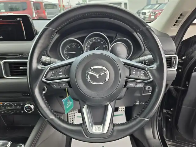 マツダ ＣＸ－５ XD Lパッケージ 鹿児島県 2017(平29)年 7.8万km ジェットブラックマイカ レーダークルーズコントロール　/純正ドライブレコーダー　/ビルトインＥＴＣ　/全席シートヒーター　/ステアリングヒーター　/純正ＳＤナビ　/Ｂｌｕｅｔｏｏｔｈオーディオ　/バックカメラ　/ルーフレール/前後コーナーセンサー/パワーバックドア/純正アルミホイール(19インチ)/レーンキープアシスト/横滑り防止装置/プッシュスタート/スマートキー/エアバッグ(W+サイド)