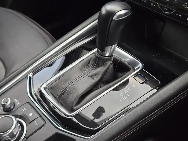 マツダ ＣＸ－５ XD Lパッケージ 鹿児島県 2017(平29)年 7.8万km ジェットブラックマイカ レーダークルーズコントロール　/純正ドライブレコーダー　/ビルトインＥＴＣ　/全席シートヒーター　/ステアリングヒーター　/純正ＳＤナビ　/Ｂｌｕｅｔｏｏｔｈオーディオ　/バックカメラ　/ルーフレール/前後コーナーセンサー/パワーバックドア/純正アルミホイール(19インチ)/レーンキープアシスト/横滑り防止装置/プッシュスタート/スマートキー/エアバッグ(W+サイド)