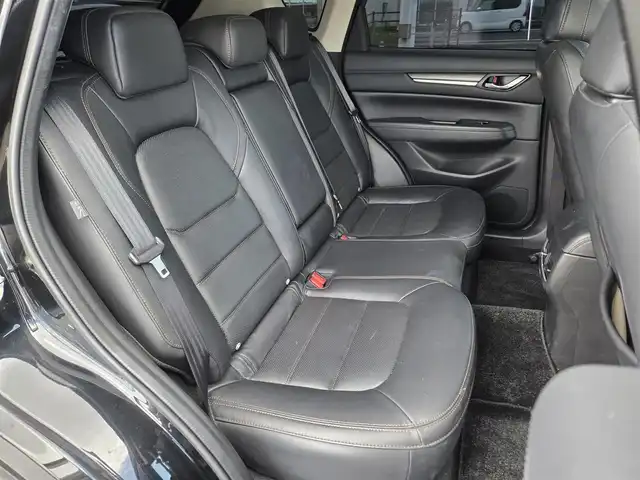 マツダ ＣＸ－５ XD Lパッケージ 鹿児島県 2017(平29)年 7.8万km ジェットブラックマイカ レーダークルーズコントロール　/純正ドライブレコーダー　/ビルトインＥＴＣ　/全席シートヒーター　/ステアリングヒーター　/純正ＳＤナビ　/Ｂｌｕｅｔｏｏｔｈオーディオ　/バックカメラ　/ルーフレール/前後コーナーセンサー/パワーバックドア/純正アルミホイール(19インチ)/レーンキープアシスト/横滑り防止装置/プッシュスタート/スマートキー/エアバッグ(W+サイド)