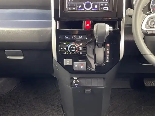 トヨタ ルーミー カスタムG 新潟県 2023(令5)年 3万km ブライトシルバーM プッシュスタート/スペアキー1本/スマートキー/クルーズコントロール　追従あり/オーディオ　型式TZ-ND001/CD/BT/AUX/両側パワースライドドア/社外アルミ14インチ/衝突被害軽減システム/オートライト/フロアマット