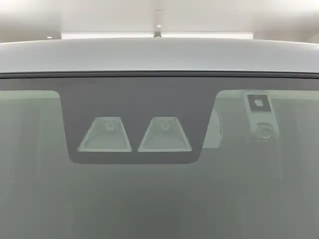トヨタ ルーミー カスタムG 新潟県 2023(令5)年 3万km ブライトシルバーM プッシュスタート/スペアキー1本/スマートキー/クルーズコントロール　追従あり/オーディオ　型式TZ-ND001/CD/BT/AUX/両側パワースライドドア/社外アルミ14インチ/衝突被害軽減システム/オートライト/フロアマット