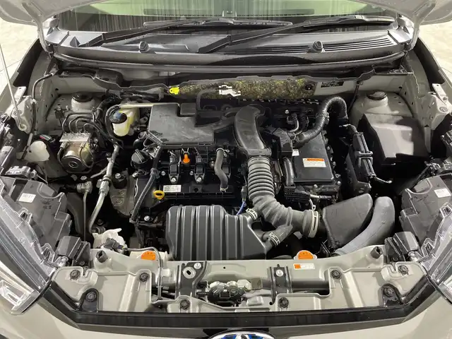 トヨタ ライズ G 神奈川県 2023(令5)年 1.4万km スムースグレーマイカメタリック 純正9インチナビゲーション/Bluetooth　フルセグ　SD　CD　DVD/パノラミックビューモニター/トヨタスマートアシスト/衝突警報機能/衝突回避支援ブレーキ機能/ブレーキ制御付き誤発進抑制機能/車線逸脱警報機能/車線逸脱抑制制御機能/ふらつき警報/路側逸脱警報/オートハイビーム/標識認識機能/クリアランスソナー/ビルトインETＣ/前後ドライブレコーダー/スマートペダル（S-PDL）/電動サイドブレーキ/オートブレーキホールド/2.1Ａ ＵＳＢポート/ステアリングスイッチ/純正フロアマット/レベライザー/シートリフター/ECOモード/プッシュスタート/LEDヘッドライト/オートライト/純正16インチアルミホイール/電動格納ミラー/ウインカーミラー/スマートキー/スペアキー（1本）