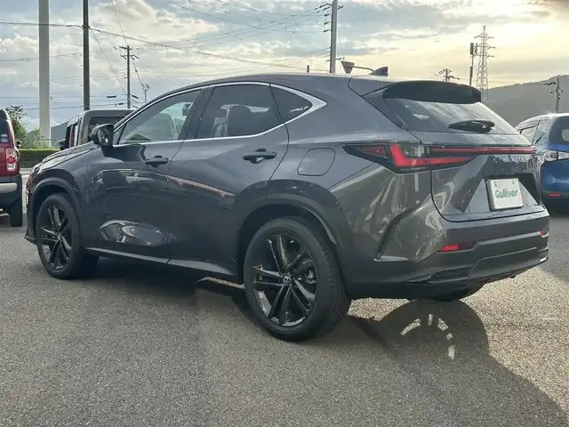 レクサス ＮＸ 250 バージョンL 兵庫県 2023(令5)年 1.3万km ソニッククロム 純正ナビ　/フルセグ　/DVD　/Bluetooth　/USB　/全周囲モニター/ETC2.0　/前後ドライブレコーダー　/追従型クルーズコントロール　/レザーシート　/前席パワーシート　/前席シートヒーター/前席エアーシート/電動リヤゲート/純正ラバーフロアマット/純正アルミホイール/衝突被害軽減ブレーキ　/横滑り防止装置/車線逸脱警報/W+サイド+カーテンエアバッグ/オートLEDライト/スペアキー1本/保証書/取扱説明書
