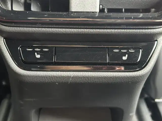 レクサス ＮＸ 250 バージョンL 兵庫県 2023(令5)年 1.3万km ソニッククロム 純正ナビ　/フルセグ　/DVD　/Bluetooth　/USB　/全周囲モニター/ETC2.0　/前後ドライブレコーダー　/追従型クルーズコントロール　/レザーシート　/前席パワーシート　/前席シートヒーター/前席エアーシート/電動リヤゲート/純正ラバーフロアマット/純正アルミホイール/衝突被害軽減ブレーキ　/横滑り防止装置/車線逸脱警報/W+サイド+カーテンエアバッグ/オートLEDライト/スペアキー1本/保証書/取扱説明書