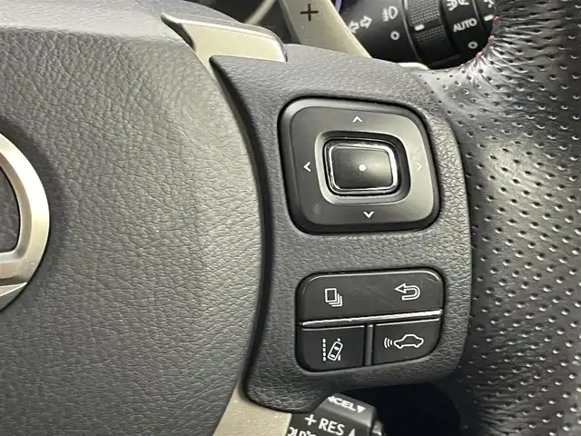 レクサス ＮＸ 300h Fスポーツ 茨城県 2018(平30)年 4.2万km ホワイトノーヴァガラスフレーク 純正10.3型ナビ/Bluetooth/フルセグ/CD/DVD/AM/FM/パノラミックビューモニター/サンルーフ/衝突軽減ブレーキ/レーダークルーズコントロール/ブラインドスポットモニター/ETC2.0/前後コーナーセンサー/パワーシート(D/N席)/シートヒーター/エアシート/パワーバックドア/LEDヘッドライト/LEDフォグライト