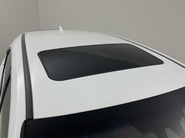 レクサス ＮＸ 300h Fスポーツ 茨城県 2018(平30)年 4.2万km ホワイトノーヴァガラスフレーク 純正10.3型ナビ/Bluetooth/フルセグ/CD/DVD/AM/FM/パノラミックビューモニター/サンルーフ/衝突軽減ブレーキ/レーダークルーズコントロール/ブラインドスポットモニター/ETC2.0/前後コーナーセンサー/パワーシート(D/N席)/シートヒーター/エアシート/パワーバックドア/LEDヘッドライト/LEDフォグライト