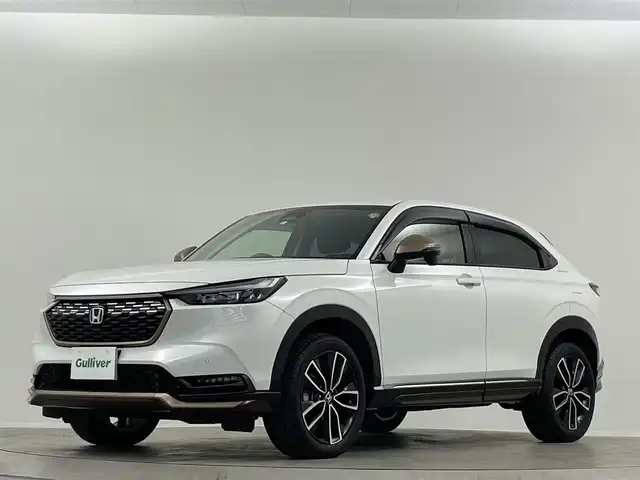 ホンダ ヴェゼル ハイブリッド e:HEV Z 埼玉県 2023(令5)年 1.9万km プラチナホワイトパール 純正ナビ　シートヒーター　バックカメラ　ＢＳＭ　ＥＴＣ　前後ドライブレコーダー　LEDヘッドライト　フルセグTV　MTモード付AT　寒冷地仕様　追加クルコン　ダウンヒルアシストコントロール　