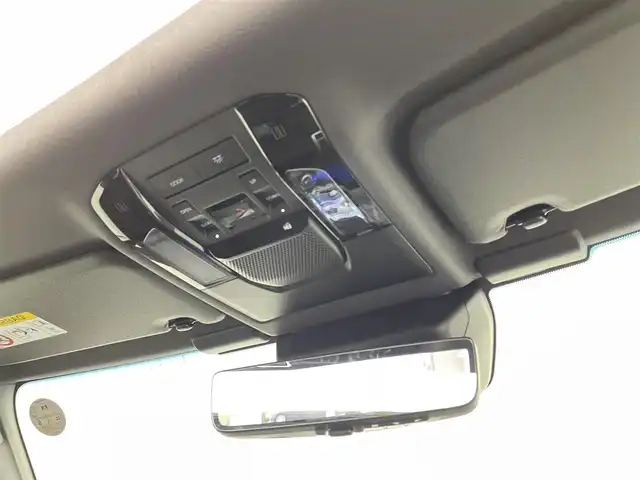 トヨタ ランドクルーザー ２５０ VX 宮城県 2025(令7)年 0.2万km プラチナホワイトパールマイカ サンルーフ/４WD/ワンオーナー/モデリスタパッケージ/モデリスタシグネチャーイルミブレード/丸目ヘッドランプ（各目積み込み）/純正ディスプレイオーディオ/（フルセグＴＶ・Bluetooth・USB）/パノラミックビューモニター/デジタルインナーミラー/セーフティセンス/・プリクラッシュセーフティ/・レーンディパーチャーアラート/・オートマチックハイビーム/・ドライバー異常時対応システム/・プロアクティブドライビングアシスト/・発進遅れ告知機能/・レーントレーシングアシスト/・レーダークルーズコントロール/・ロードサインアシスト/パワーバックドア/ブラインドスポットモニター/LEDヘッドライト/スマートキー/ビルトインETC2.0/D席パワーシート/黒レザーシート/前席シートヒーター/前席エアシート/リアクロストラフィックアラート/リアカメラディテクション/安心降車アシスト/車両接近サポート/横滑り防止機能/保証書/スペアキー