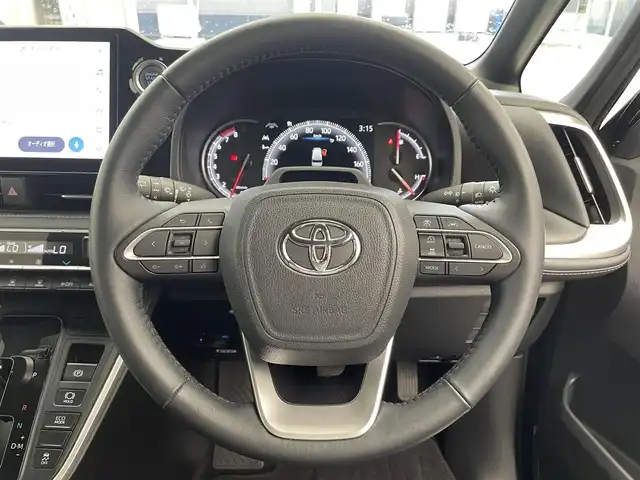 トヨタ ノア S－Z 滋賀県 2023(令5)年 1.8万km スパークリングブラックパールクリスタルシャイン 純正10.5インチナビ/・フルセグ/USB/Bluetooth/HDMI/バックカメラ/両側自動ドア/LEDヘッドライト/追従付クルーズコントロール/オートマチックハイビーム/レーンキープアシスト/純正１７AW/シートヒーター/ステアリングリモコン/折り畳み式サイドテーブル/ドライブレコーダー/ETC2.0/スマートキー