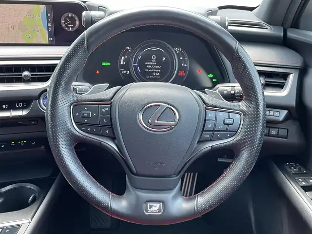 レクサス ＵＸ 250h Fスポーツ 群馬県 2021(令3)年 2.9万km ヒートブルーコントラストレイヤリング レクサスセーフティシステム/・プリクラッシュセーフティ/・レーントレーシングアシスト/・レーダークルーズコントロール/・アダプティブハイビームシステム/・ロードサインアシスト/サンルーフ/ハンズフリーパワーバックドア/三眼フルLEDヘッドランプ/純正12.3インチディスプレイオーディオ/　　Bluetooth/フルセグ/FM/AM/    CD/DVD/USB/SD/Miracast/AUX/パノラミックビューモニター/赤革シート/シートヒーター/エアーシート/ステアリングヒーター/ブラインドスポットモニター/パーキングサポートブレーキ/ヘッドアップディスプレイ/純正18インチアルミホイール/純正フロアマット/前後ドライブレコーダー/ビルドインETC