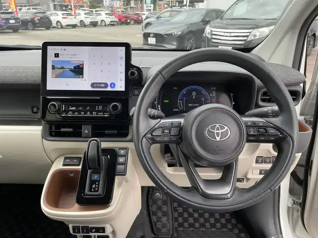 トヨタ シエンタ ハイブリッド Z 石川県 2023(令5)年 2.5万km ホワイトパールクリスタルシャイン トヨタセーフティセンス/純正10.5型ディスプレイオーディオ/ナビ/フルセグTV/パノラマモニター/両側パワースライドドア/LEDヘッドライト/シートヒーター/レーダークルーズ/スマートキー/プッシュスタート/電動ミラー/ビルトインETC/AC100V/オートライト