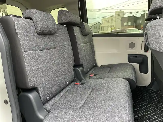 トヨタ シエンタ ハイブリッド Z 石川県 2023(令5)年 2.5万km ホワイトパールクリスタルシャイン トヨタセーフティセンス/純正10.5型ディスプレイオーディオ/ナビ/フルセグTV/パノラマモニター/両側パワースライドドア/LEDヘッドライト/シートヒーター/レーダークルーズ/スマートキー/プッシュスタート/電動ミラー/ビルトインETC/AC100V/オートライト