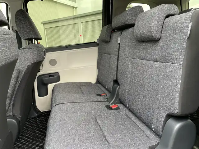 トヨタ シエンタ ハイブリッド Z 石川県 2023(令5)年 2.5万km ホワイトパールクリスタルシャイン トヨタセーフティセンス/純正10.5型ディスプレイオーディオ/ナビ/フルセグTV/パノラマモニター/両側パワースライドドア/LEDヘッドライト/シートヒーター/レーダークルーズ/スマートキー/プッシュスタート/電動ミラー/ビルトインETC/AC100V/オートライト