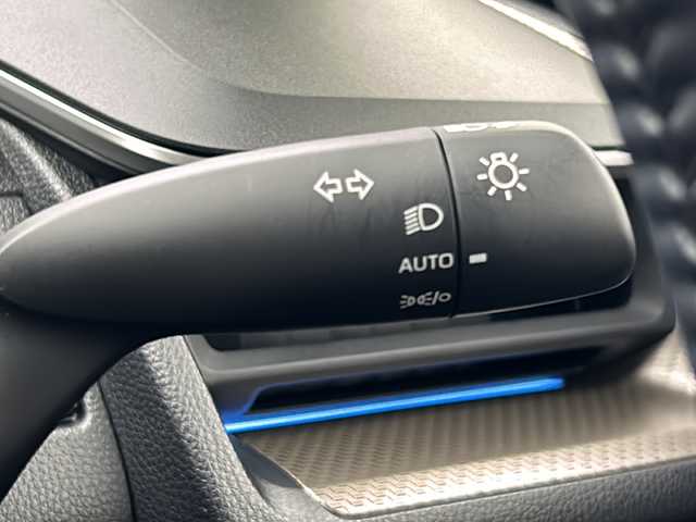トヨタ プリウス Z 宮城県 2023(令5)年 1.8万km アティチュードブラックマイカ サンルーフ/純正ナビ/(AM/FM/TV/BT/USB/Miracast)/全方位カメラ/ビルトインETC2.0/デジタルインナーミラー/レーダークルーズコントロール/BSM/レザーシート/パワーシート/シートメモリー/シートヒーター/エアーシート/ステアリングヒーター/モデリスタエアロ/プッシュスタート/スマートキー/スペアキー/オートライト/オートマチックハイビーム/LEDヘッドライト/ドアバイザー/純正フロアマット/純正19インチアルミホイール
