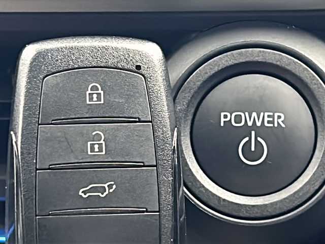 トヨタ プリウス Z 宮城県 2023(令5)年 1.8万km アティチュードブラックマイカ サンルーフ/純正ナビ/(AM/FM/TV/BT/USB/Miracast)/全方位カメラ/ビルトインETC2.0/デジタルインナーミラー/レーダークルーズコントロール/BSM/レザーシート/パワーシート/シートメモリー/シートヒーター/エアーシート/ステアリングヒーター/モデリスタエアロ/プッシュスタート/スマートキー/スペアキー/オートライト/オートマチックハイビーム/LEDヘッドライト/ドアバイザー/純正フロアマット/純正19インチアルミホイール