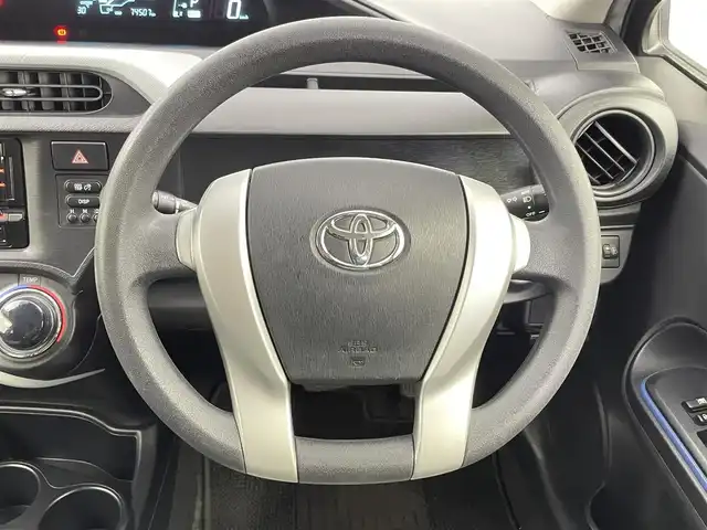 トヨタ アクア S 千葉県 2014(平26)年 7.5万km ディープアメジストマイカメタリック 社外オーディオ/オートライト/ヘッドライトレベライザー/前席シートヒーター/純正15インチアルミホイール/ドアバイザー/純正フロアマット/プッシュスタート/スマートキー/ETC