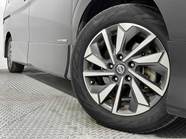 日産 セレナ ハイウェイスター G 広島県 2020(令2)年 4.9万km ダイヤモンドブラック 禁煙車/純正１０型ナビ/アラウンドビューモニター/後席フリップダウンモニター/シートヒーター/インテリジェントルームミラー/プロパイロット/パーキングアシスト/両側パワースライドドア/ステアリングヒーター/ブラインドスポットモニター/ＥＴＣ/ドラレコ/コーナーセンサー/衝突軽減/レーンキープアシスト/LEDヘッドライト/踏み間違い防止/純正16インチアルミホイール(195/60/R16)/エアバッグ(運転席/助手席/サイド/カーテン)