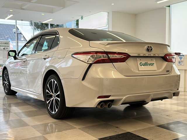 トヨタ カムリ WSレザーパッケージ 岐阜県 2018(平30)年 4.4万km プラチナホワイトパールマイカ JBLプレミアムサウンドシステム/トヨタセーフティセンス/プリクラッシュセーフティ/ブラインドスポットモニター/レーダークルーズコントロール/車線逸脱警報/オートマチックハイビーム/純正ナビ/バックカメラ/フルセグTV/DVD/前席シートヒーター/ドライブレコーダー/電子パーキング/ビルトインETC2.0/保証書/取扱説明書/スペアキー