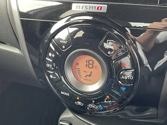 日産 ノート e－パワー ニスモ 佐賀県 2017(平29)年 7万km ブリリアントホワイトパール 純正フルエアロ/純正SDナビゲーション/・フルセグTV/CD/DVD/SD/Bluetooth/バックカメラ/ニスモ専用スポーツシート/ISOFIX対応/革巻きステアリング/ステアリングリモコン/社外15インチアルミホイール/純正LEDフォグランプ/純正フロアマット/純正ドアバイザ―/スペアキー１本/エマージェンシーブレーキ/レーンディパーチャーワーニング/横滑り防止装置